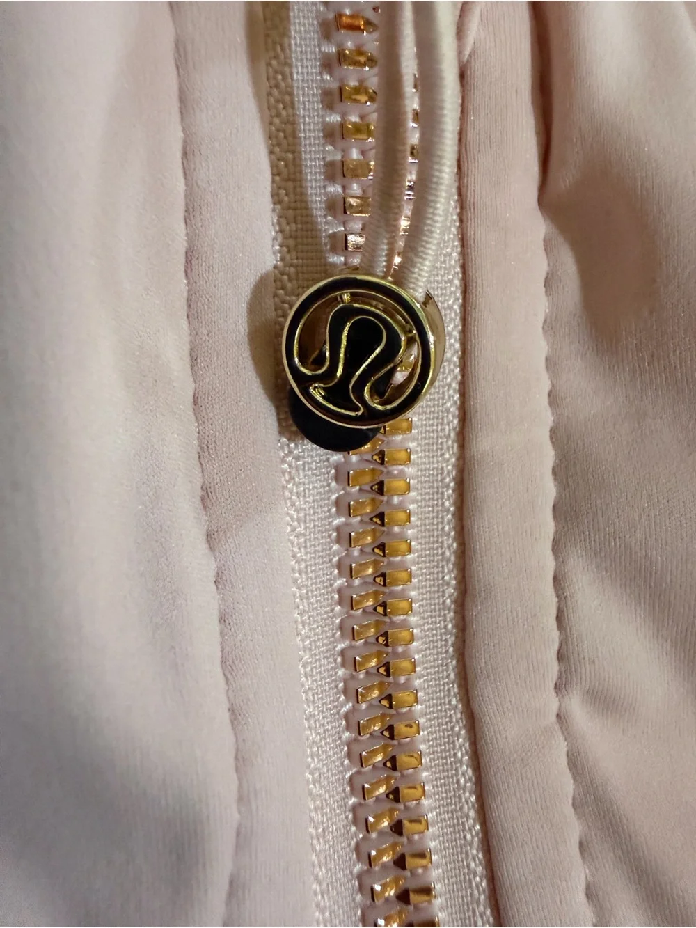 Lululemon pink set Jacket + Shorts - Picture 5 of 8